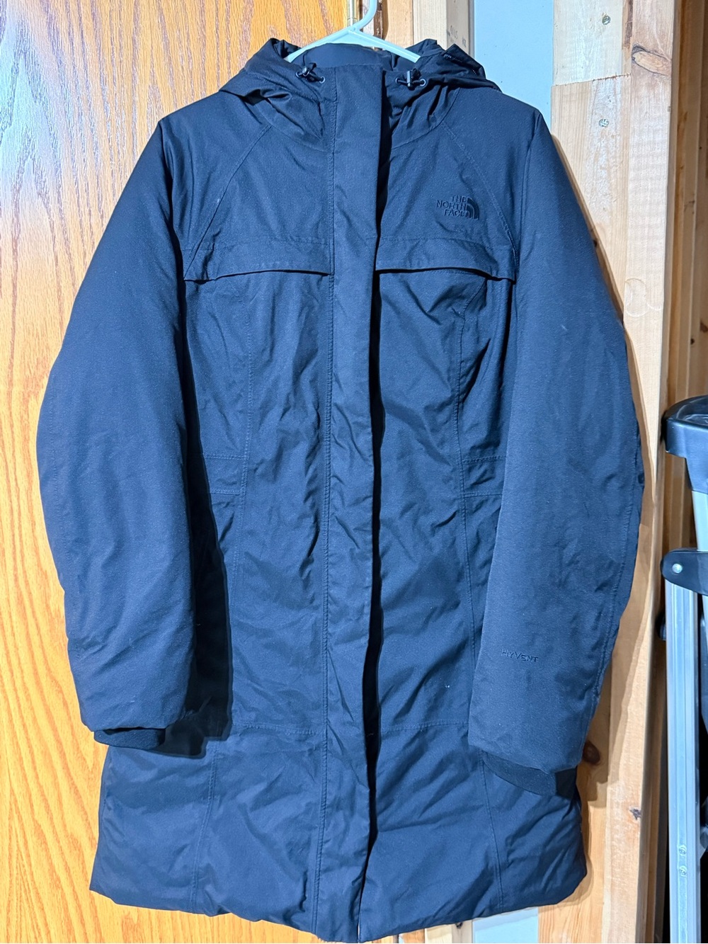 The North Face HYVENT Black down Insulated Hooded Coat size Medium